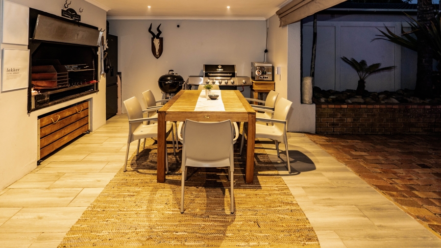 5 Bedroom Property for Sale in De Bron Western Cape
